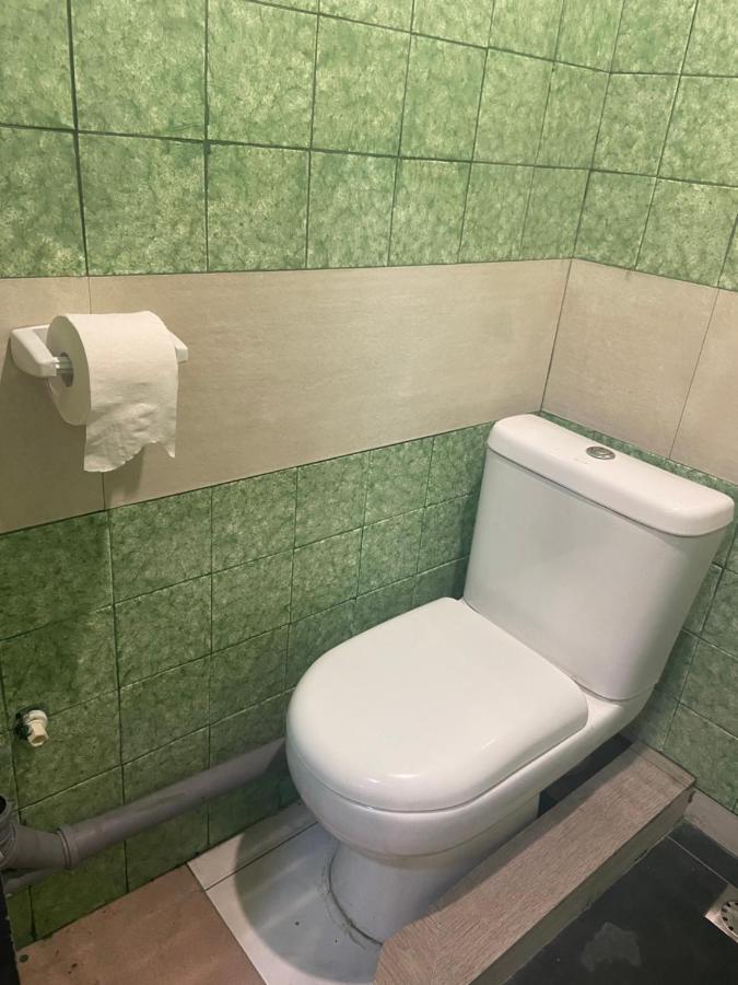 Vahe'S Corner House Hotel Yerevan Ngoại thất bức ảnh