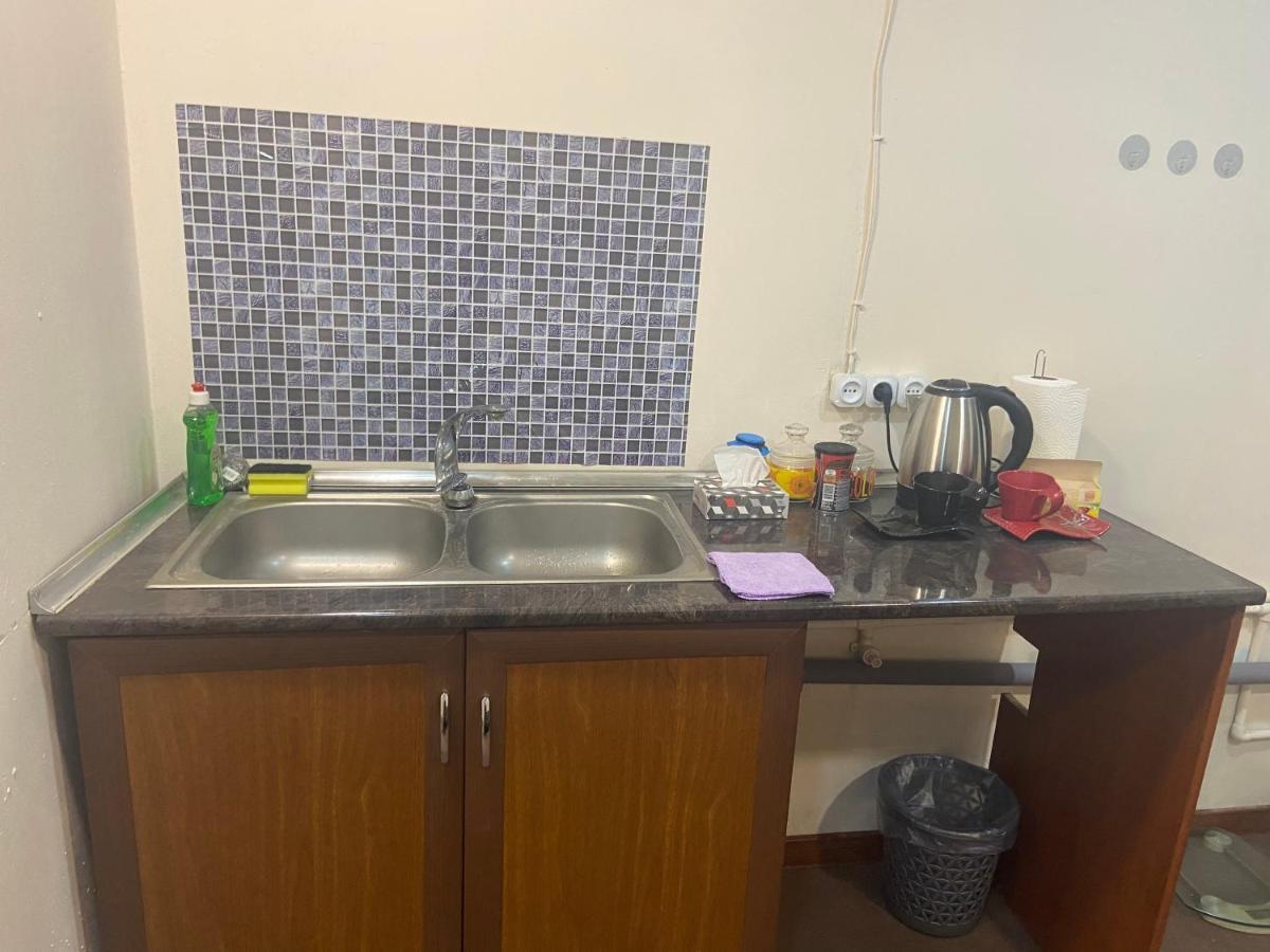 Vahe'S Corner House Hotel Yerevan Ngoại thất bức ảnh