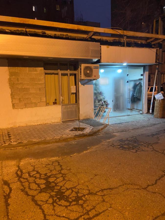 Vahe'S Corner House Hotel Yerevan Ngoại thất bức ảnh
