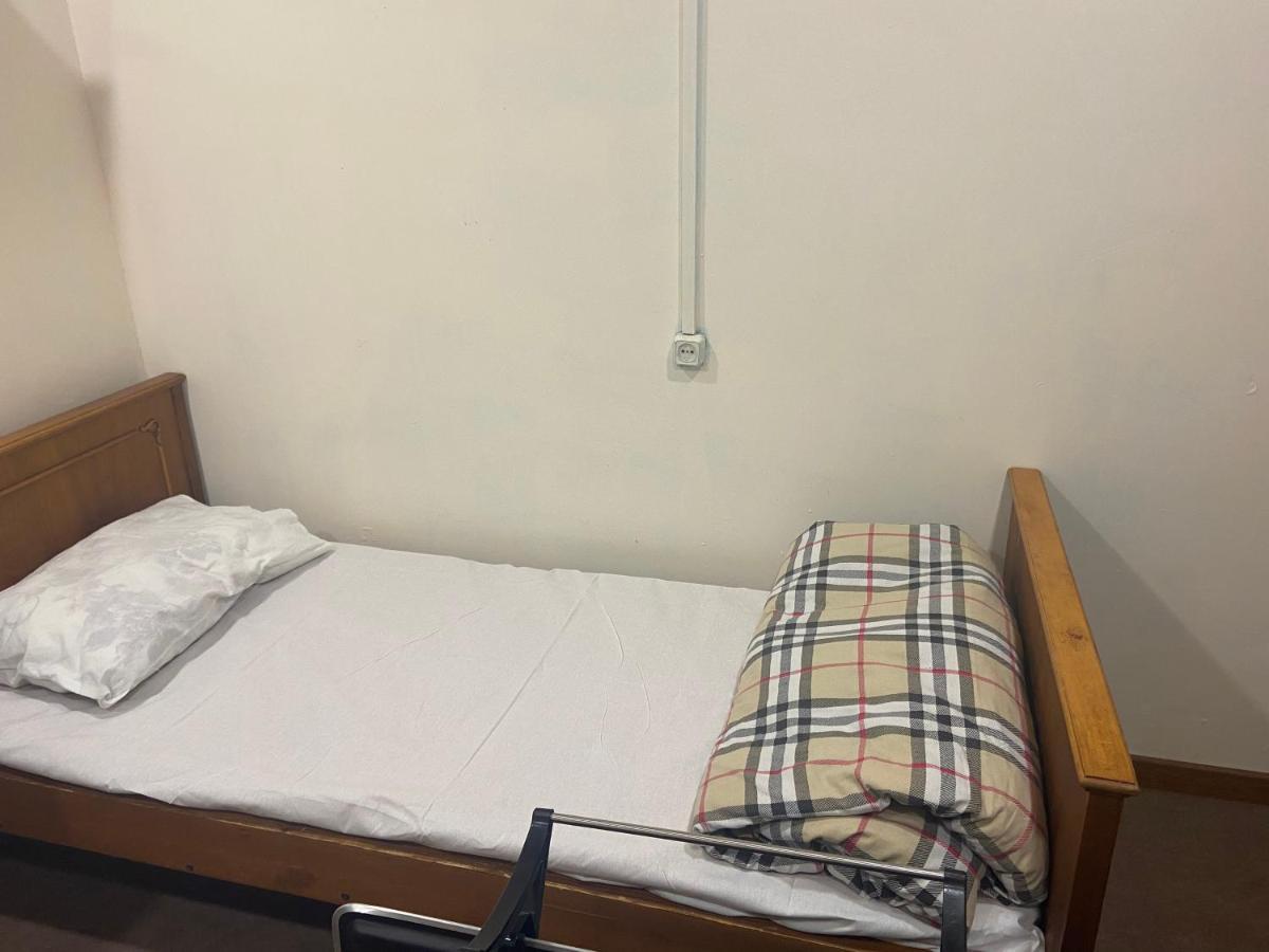 Vahe'S Corner House Hotel Yerevan Ngoại thất bức ảnh