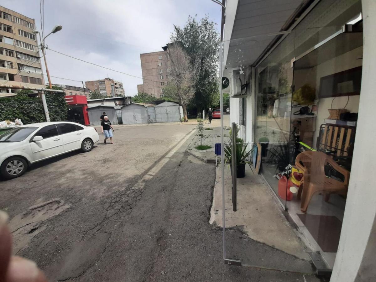 Vahe'S Corner House Hotel Yerevan Ngoại thất bức ảnh